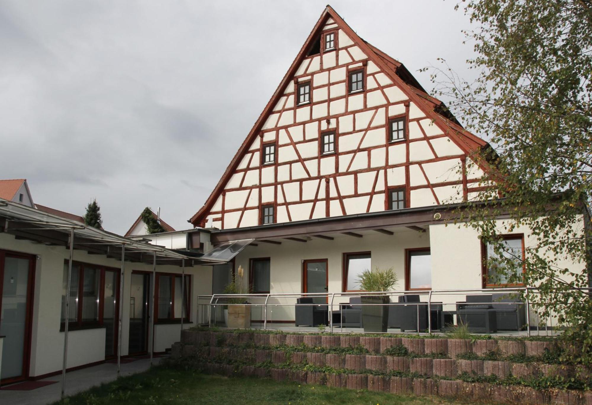 Hof 19 - Charmante Ambienthotel Nürnberg 3*