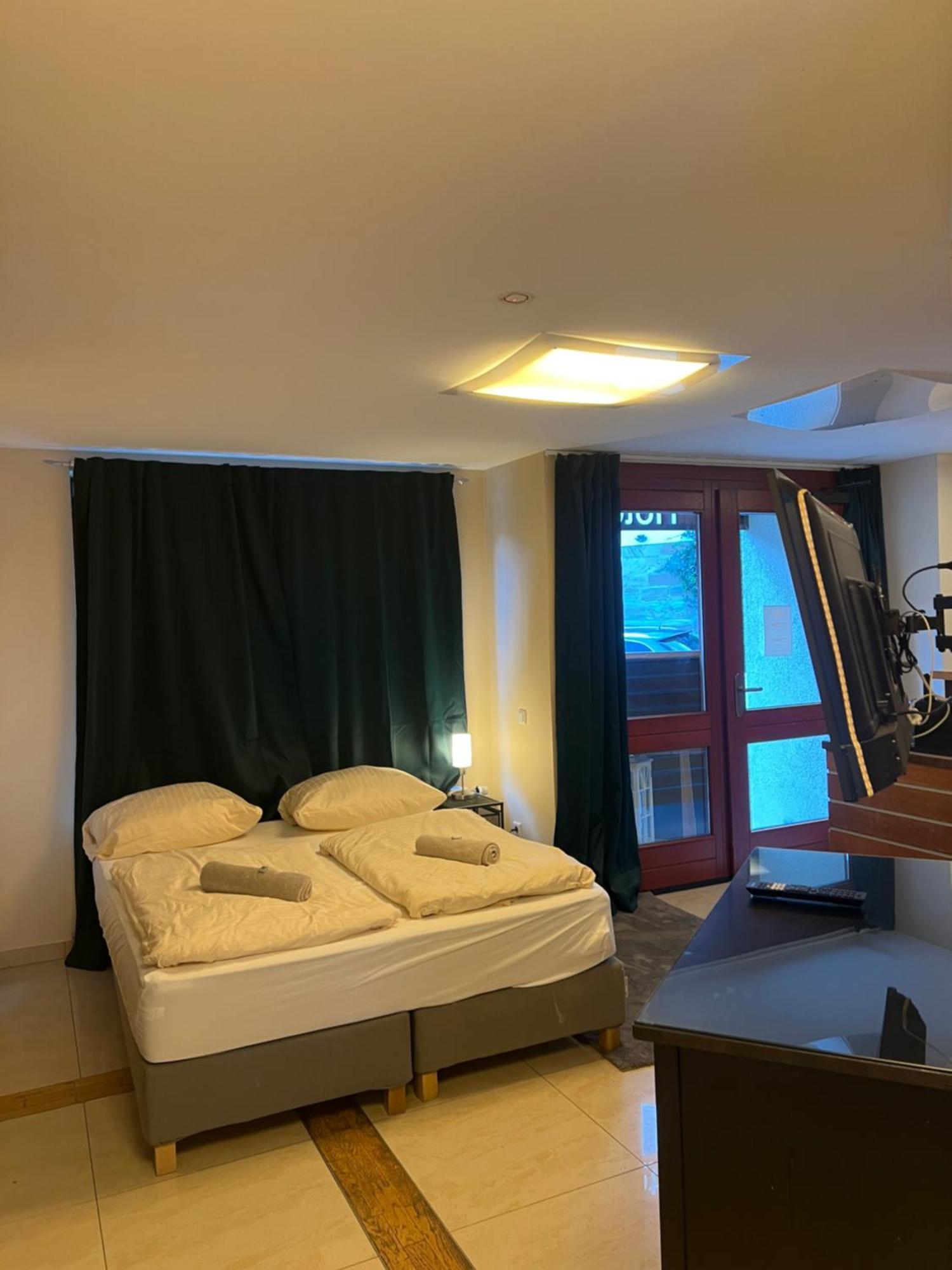 Hof 19 - Nuernberg Nord 3* Heroldsberg